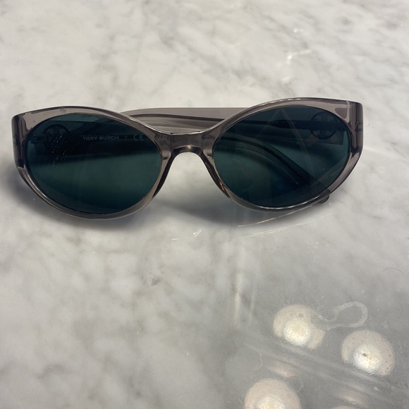 Tory Burch sunglasses main image 9